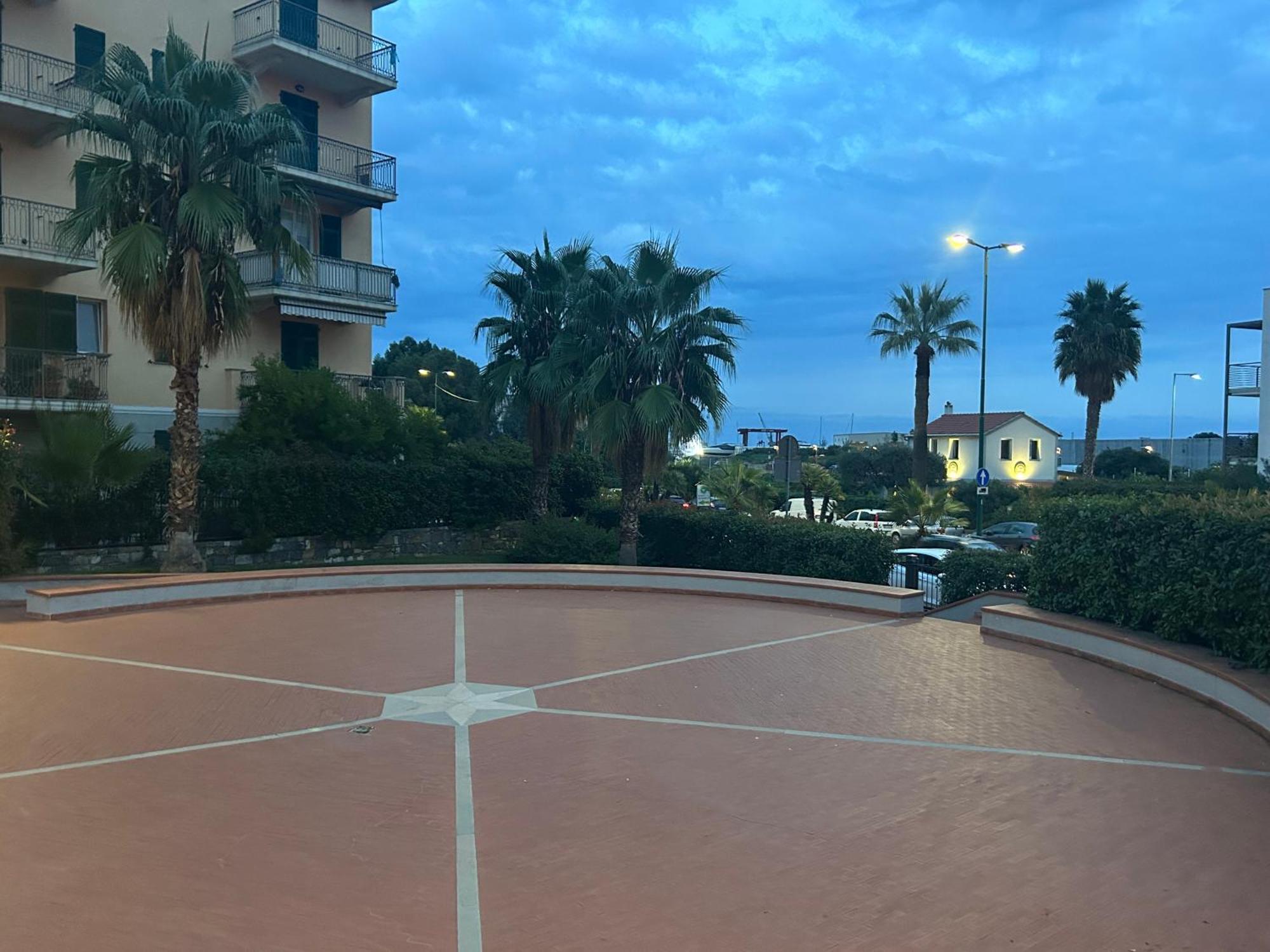 Appartamento Incantevole A 100Metri Dal Mare E Accanto Alla Pista Ciclabile Імперія Екстер'єр фото